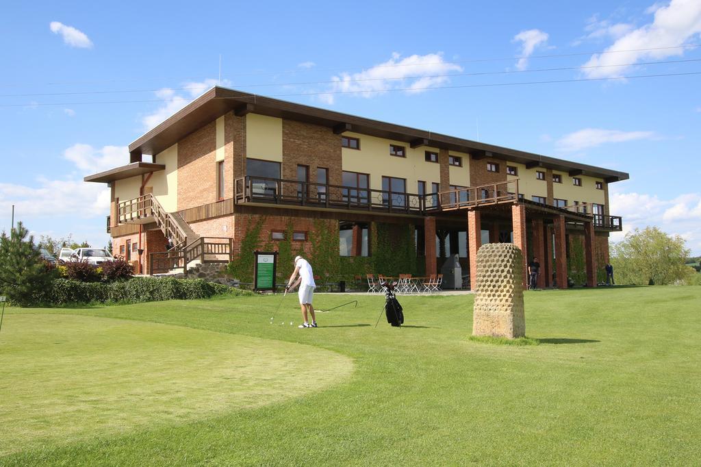 Areal Botanika Hotel Unhošť Buitenkant foto